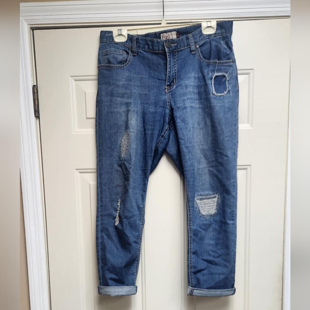 SO Blue Ankle Cropped Jeans with Distressed Details